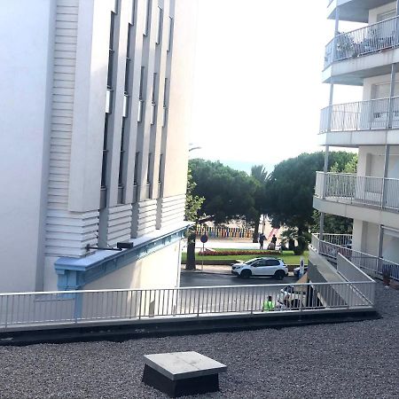 Palmeras - Apartamento En El Centro De Roses - Cerca De La Playa - Terraza - Wifi Экстерьер фото